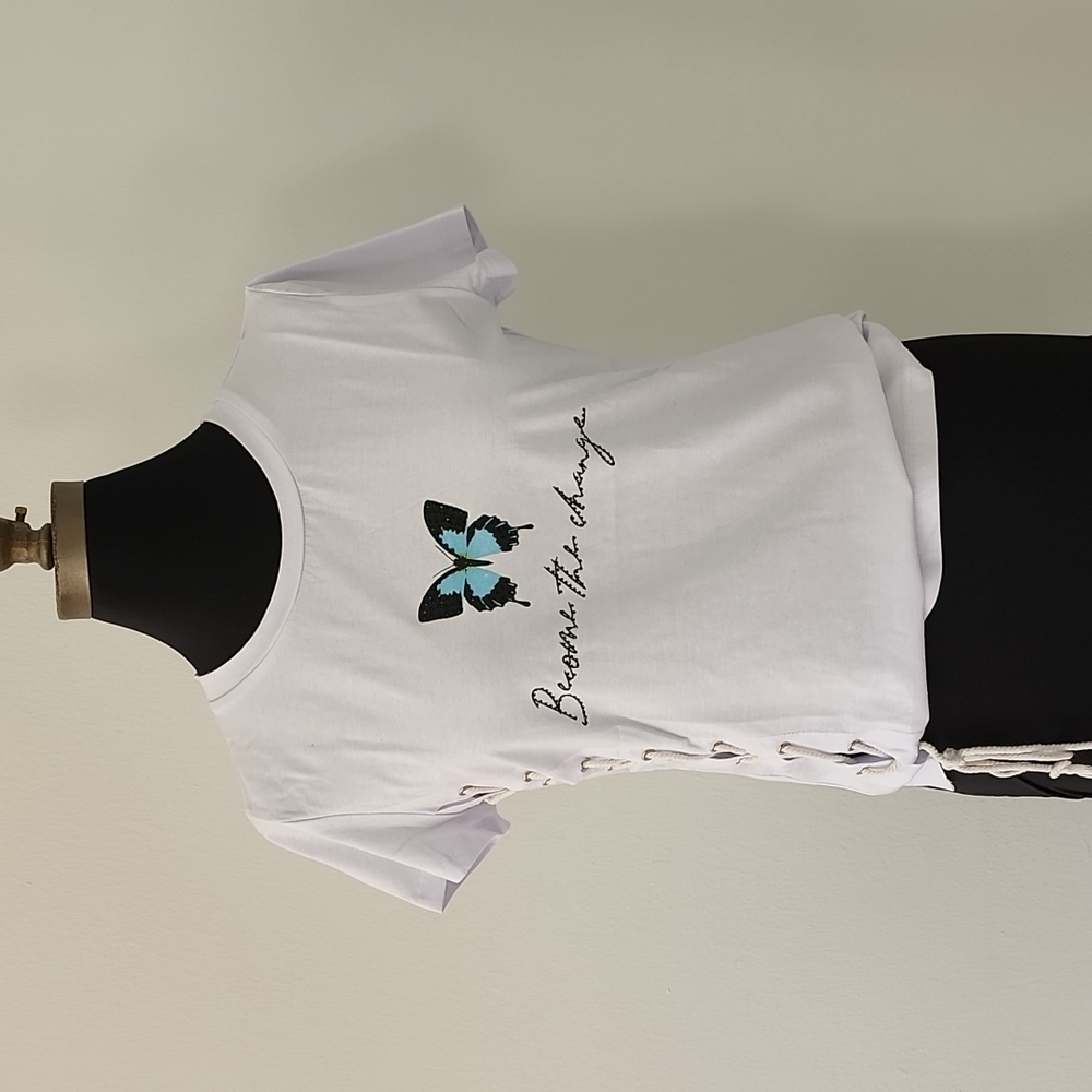 Everlynn Apparel White T-Shirt   Size: Various